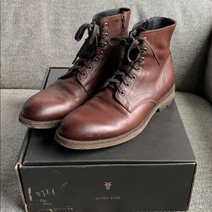 FRYE lace and zip boots, like new
